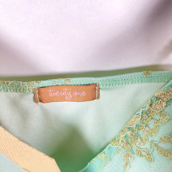 Twenty One Y2K 2000s Spaghetti Strap Lace Sequined Tank Top Size Small - Picture 5 of 8